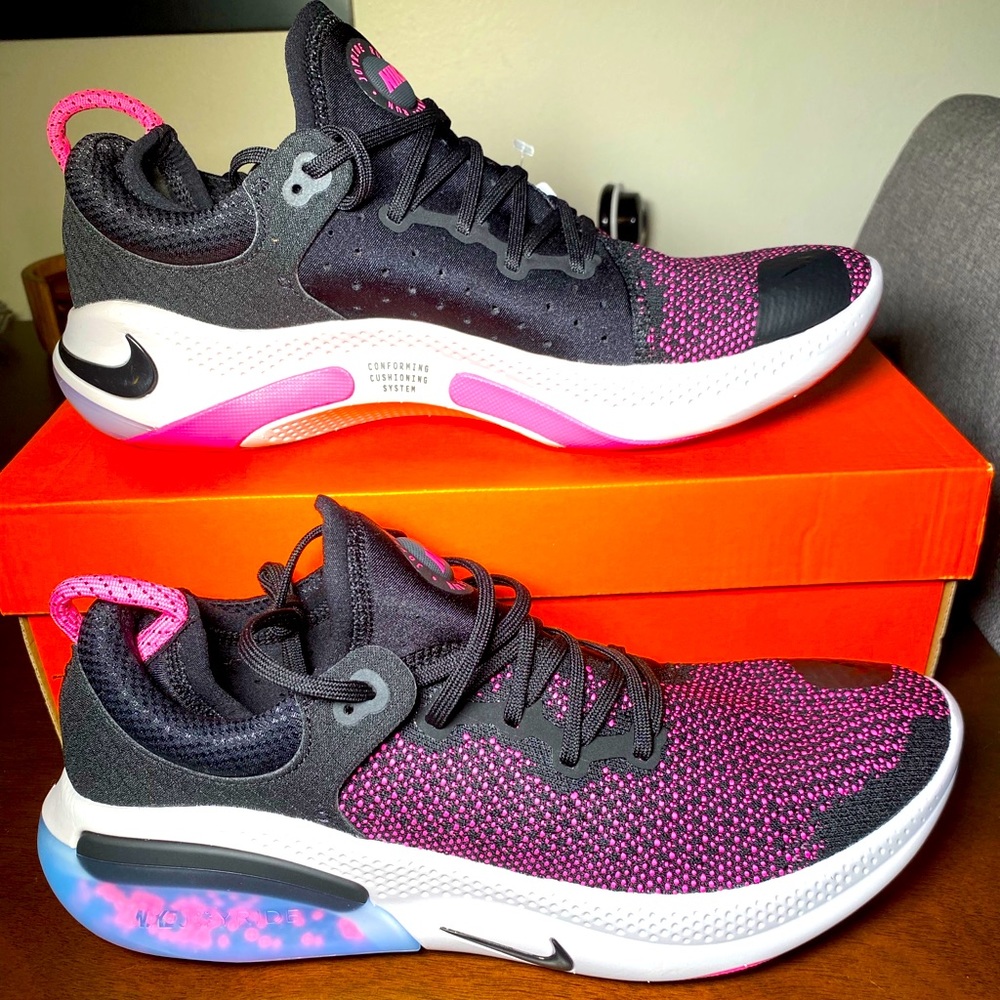 Men’s Nike Joyride Flyknit Running Sneakers